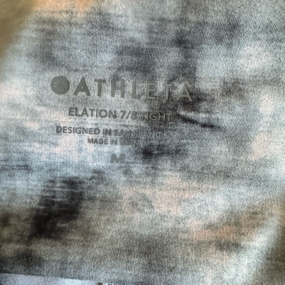Athleta Elation 7/8 tights. tie dye leggings, size medium. - Picture 4 of 5